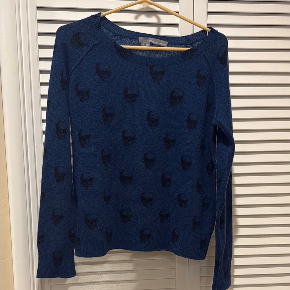 360 Cashmere Blue Skull Women’s S Sweater